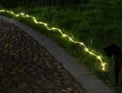 Brand New Patriot Lighting® 32.89′ White Solar Led Rope Light